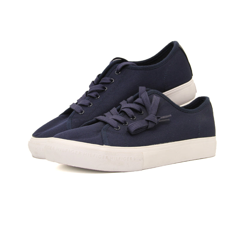 TOMMY HILFIGER  WOMEN SHOES Size 40 ROW624