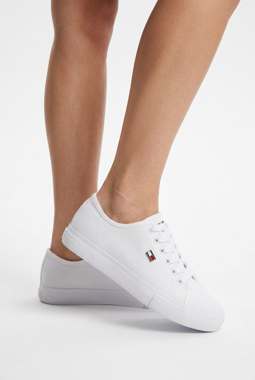 TOMMY HILFIGER WOMEN SHOES Size 41 ROW288