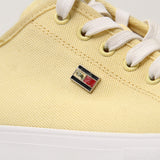 TOMMY HILFIGER WOMEN Size 39 ROW654