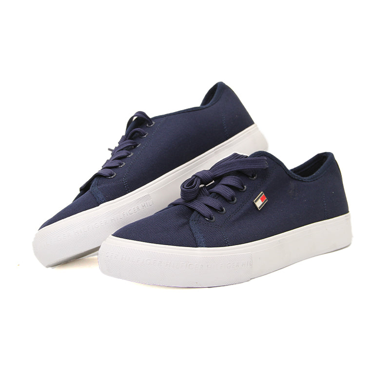 TOMMY HILFIGER WOMEN Size 39 ROW667