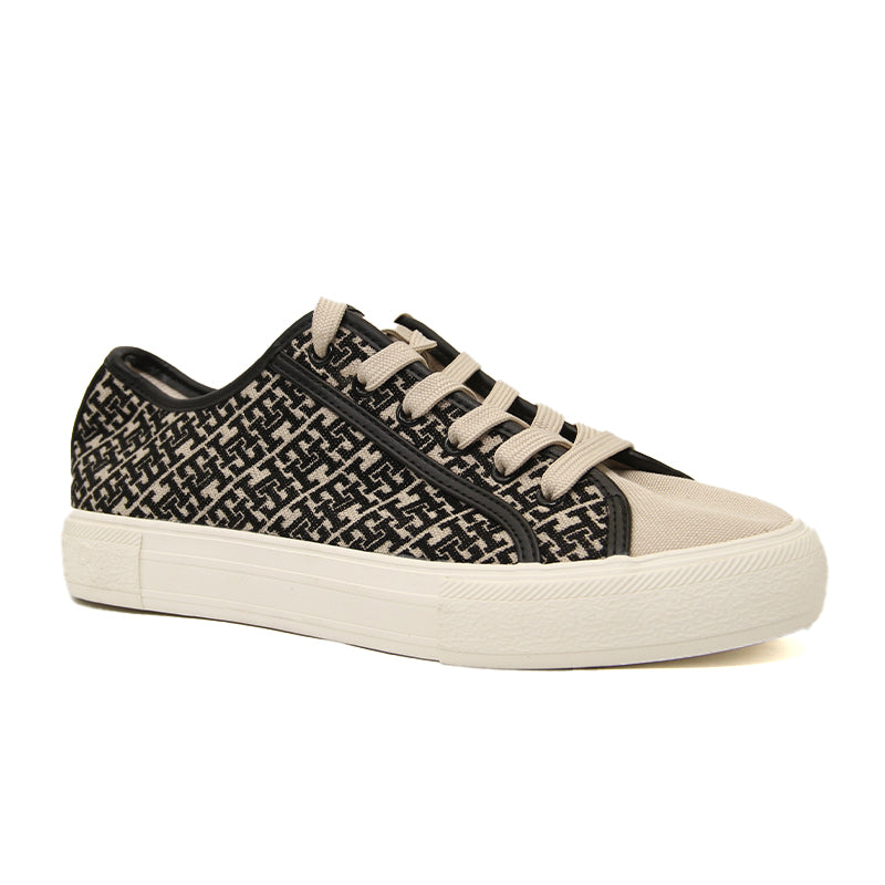 TOMMY HILFIGER WOMEN Size 39 ROW670