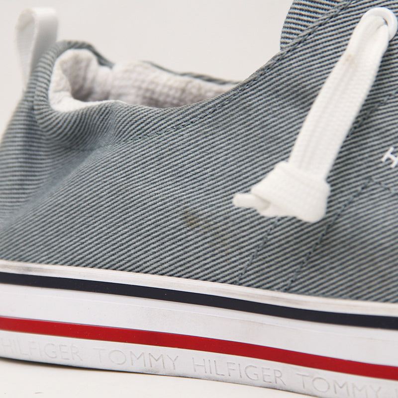 TOMMY HILFIGER WOMEN Size 39 ROW674
