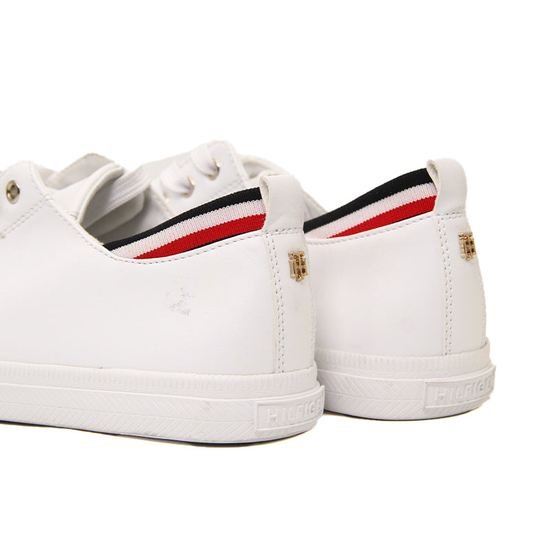 TOMMY HILFIGER WOMEN Size 39 ROW689