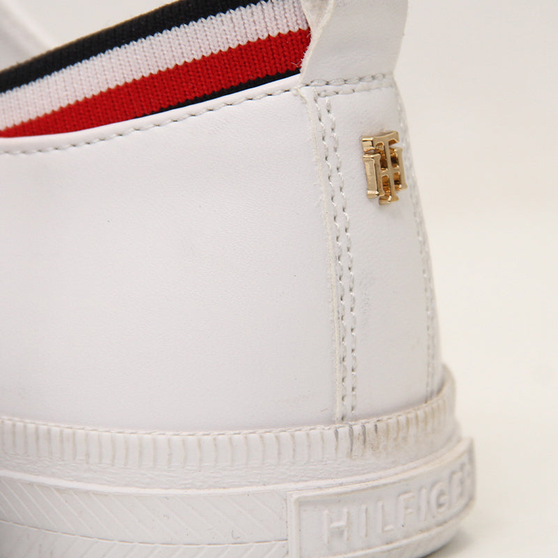 TOMMY HILFIGER WOMEN Size 39 ROW705