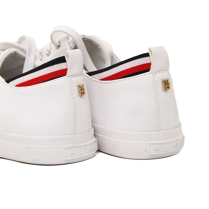 TOMMY HILFIGER WOMEN Size 39 ROW740