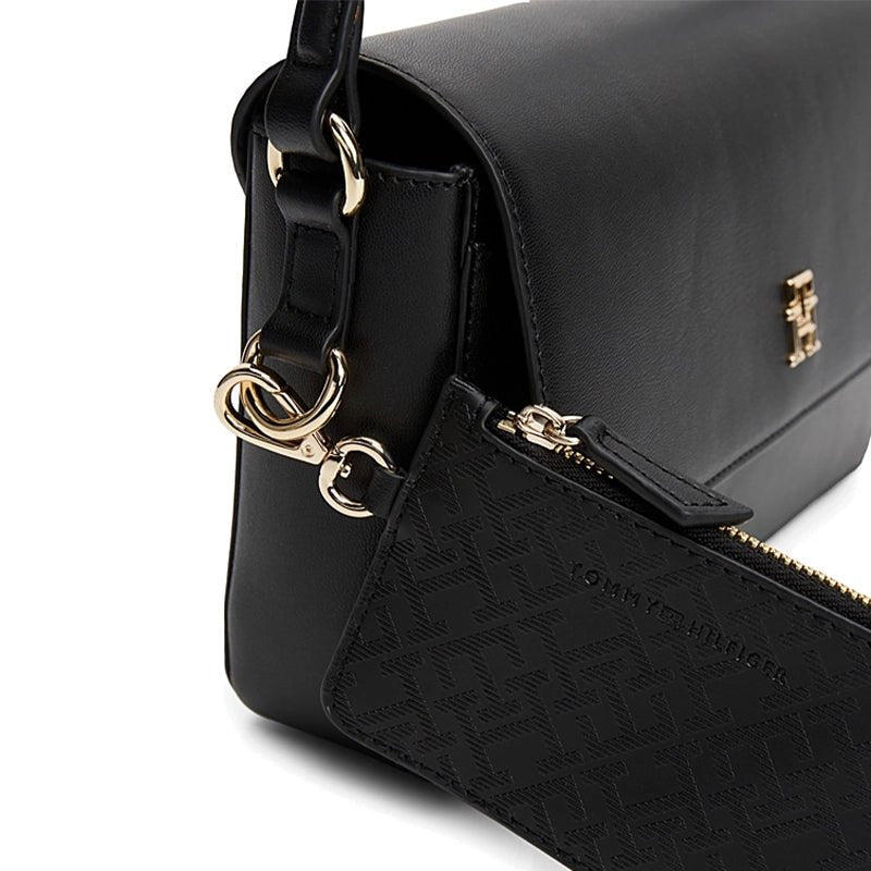 TOMMY HILFIGER BAGS ROB644