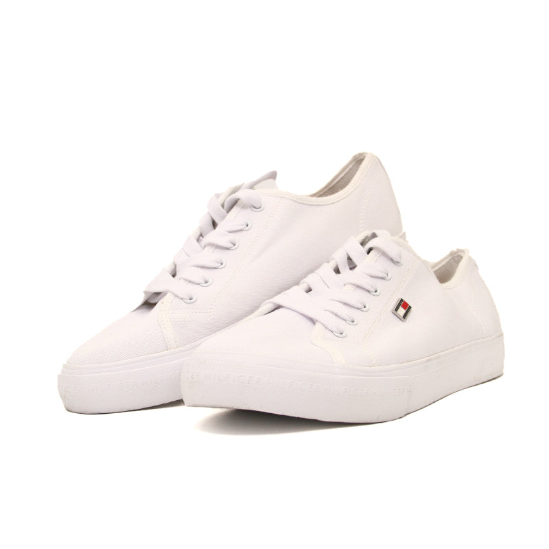 TOMMY HILFIGER SHOES Size 42 ROW147