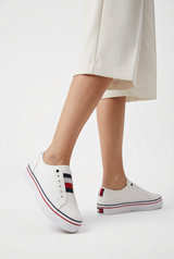 TOMMY HILFIGER WOMEN SHOES Size 43 ROW57