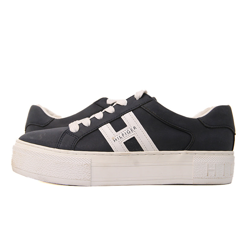 TOMMY HILFIGER  WOMEN SHOES Size 37.5 ROW429