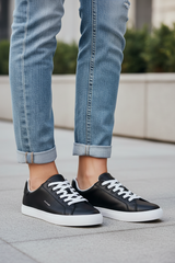 TOMMY HILFIGER WOMEN SHOES Size 37.5 ROW401