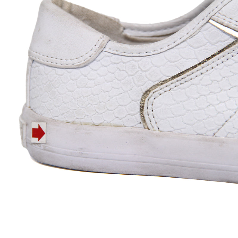 GUESS WOMEN SHOES Size 36.5 ROW383