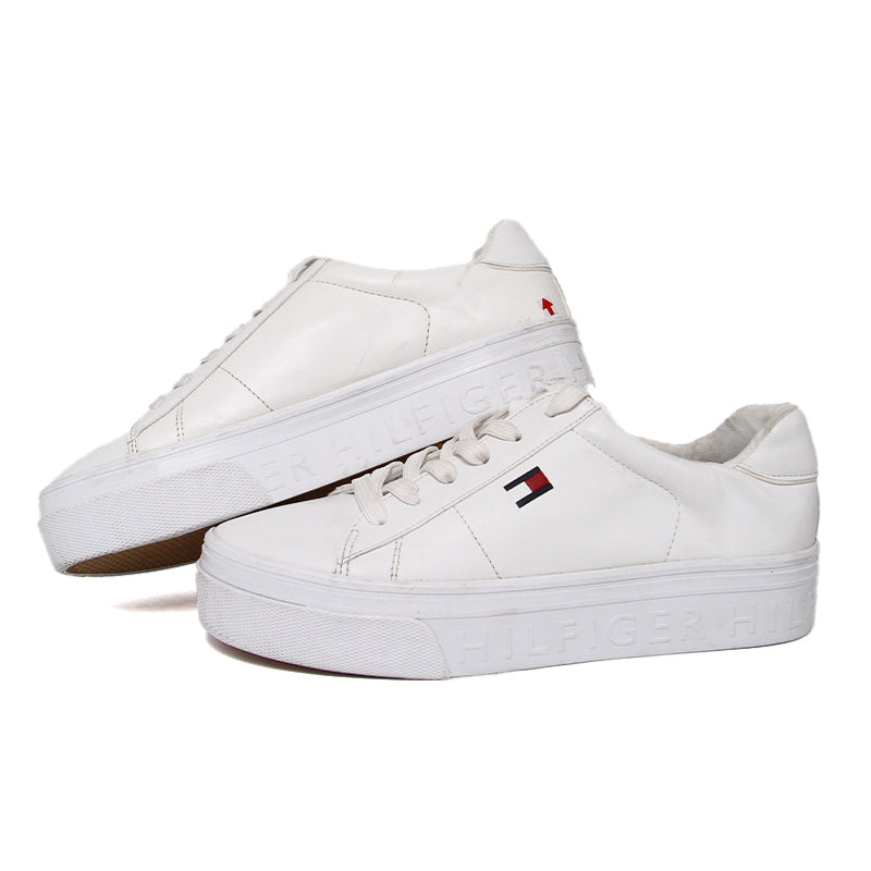 TOMMY HILFIGER WOMEN SHOES Size 38.5 ROW535
