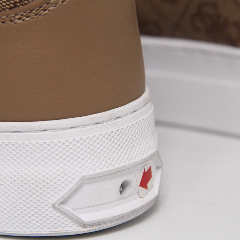 GUESS WOMEN SHOES Size 38.5 ROW593