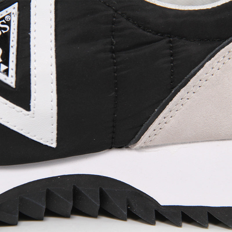 GUESS WOMEN SHOES Size 39 ROW358