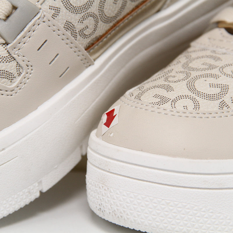 GUESS WOMEN SHOES Size 39 ROW373