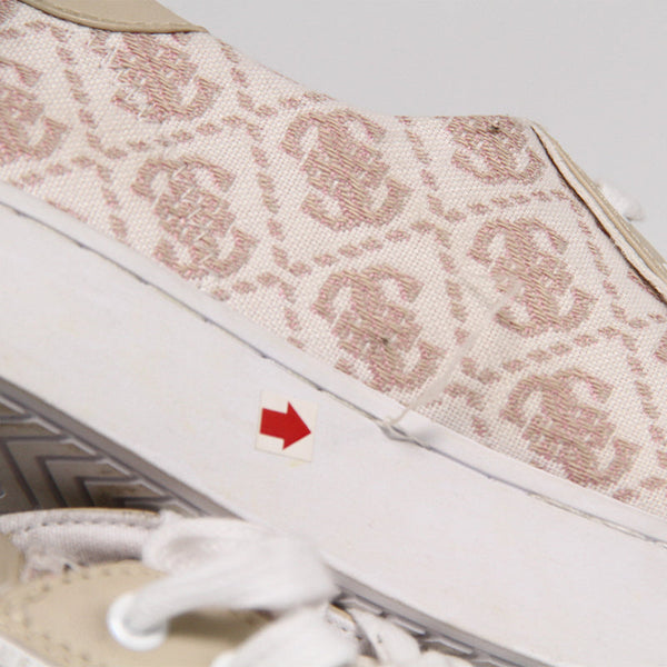 GUESS WOMEN SHOES Size 40 ROW221