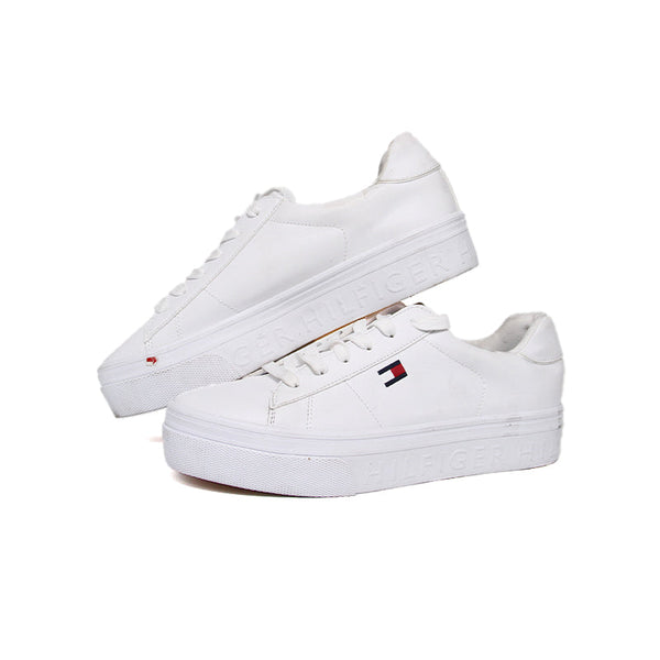 TOMMY HILFIGER WOMEN SHOES Size 40 ROW246