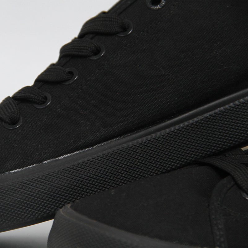 CALVIN KLEIN MEN SHOES Size 41 ROM452 - Runner