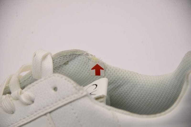 CALVIN KLEIN MEN SHOES Size 42 ROM138 - Runner