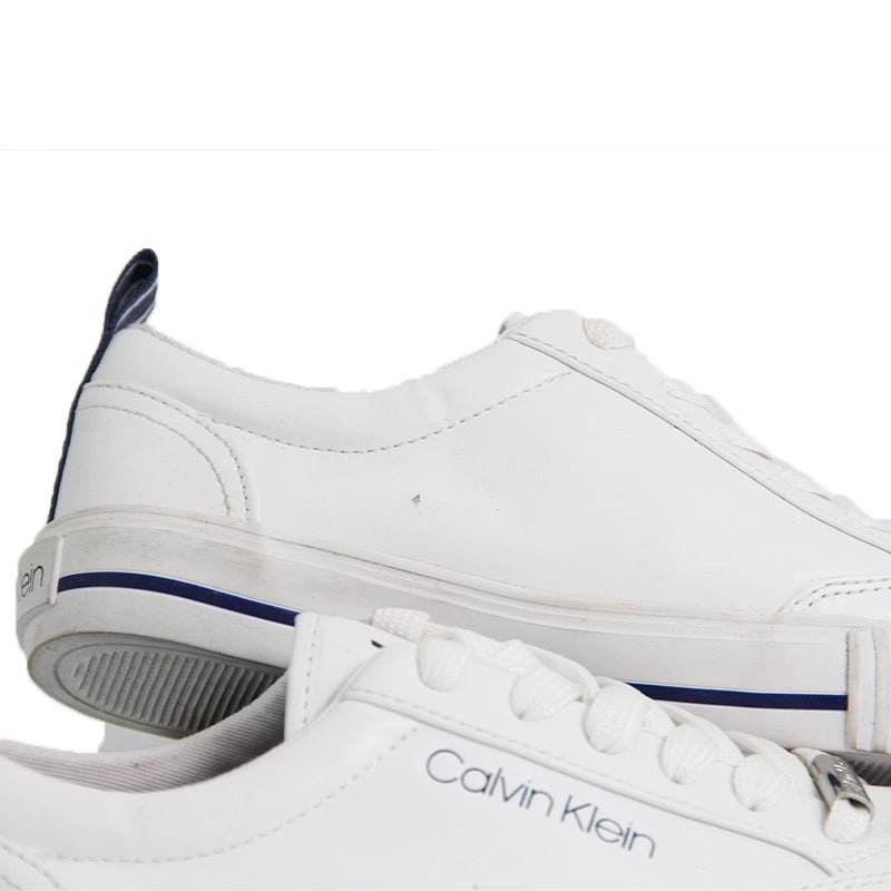 CALVIN KLEIN WOMEN SHOES Size 37 ROW158 - Runner