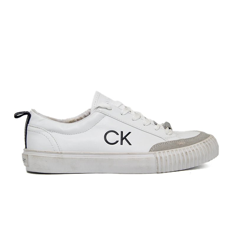 CALVIN KLEIN WOMEN SHOES Size 37.5 ROW121 - Runner