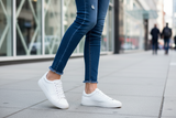CALVIN KLEIN WOMEN SHOES Size 37.5 ROW79