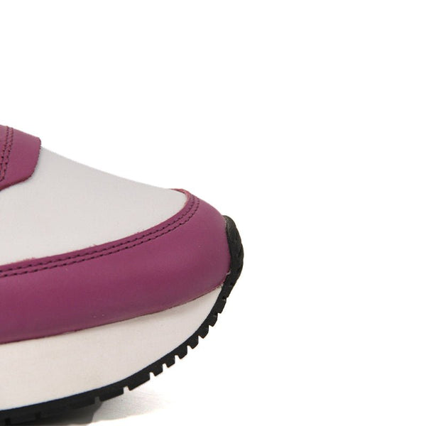 CALVIN KLEIN WOMEN SHOES Size 41 ROW61 - Runner