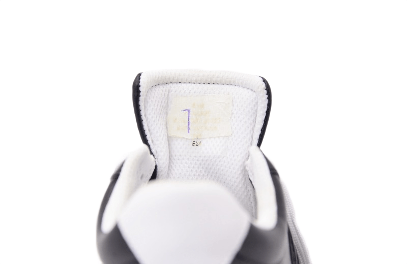 CALVIN WOMEN SHOES Size 37.5 ROW5 - Runner