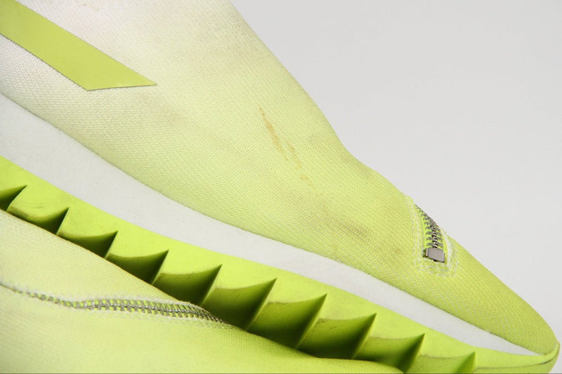 DKNY WOMEN SHOES Size 37.5 ROW308 - Runner