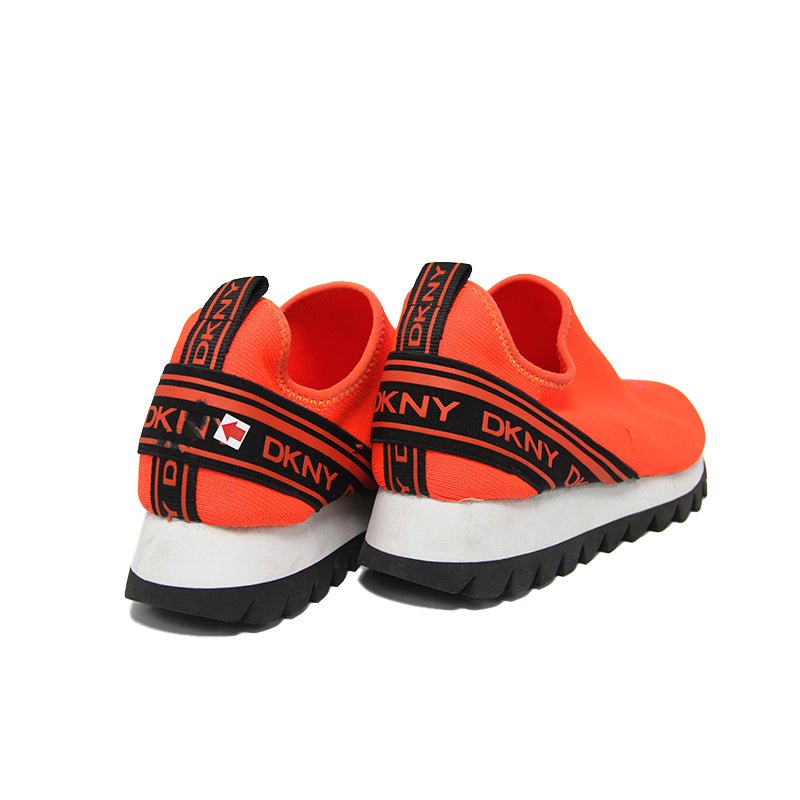 DKNY WOMEN SHOES Size 40.5 ROW18 - Runner