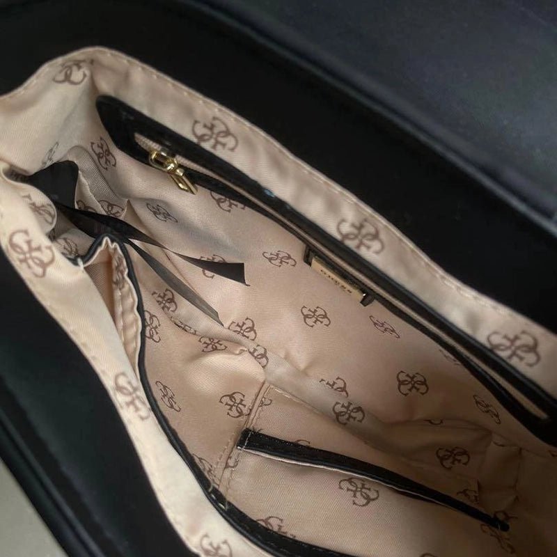 GUESS BAGS ROB619