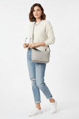 GUESS BAGS ROB597