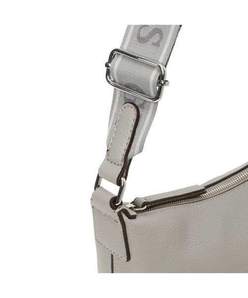 GUESS BAGS ROB597