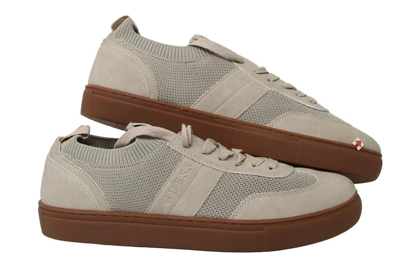 GUESS MEN SHOES Size 42.5 ROM130 - Runner