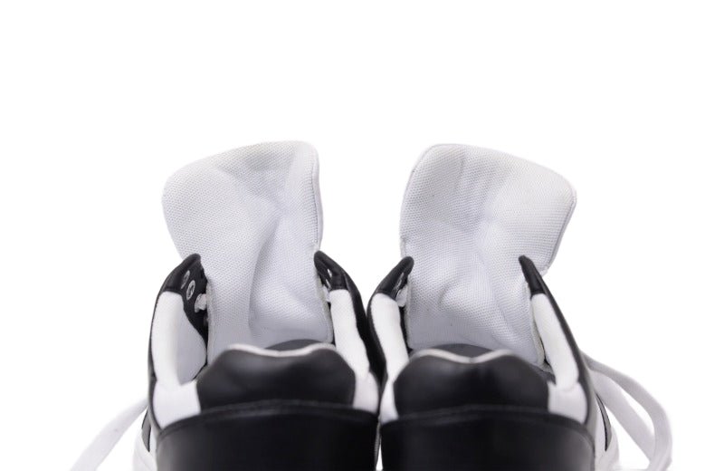 GUESS MEN SHOES Size 44.5 ROM42 - Runner