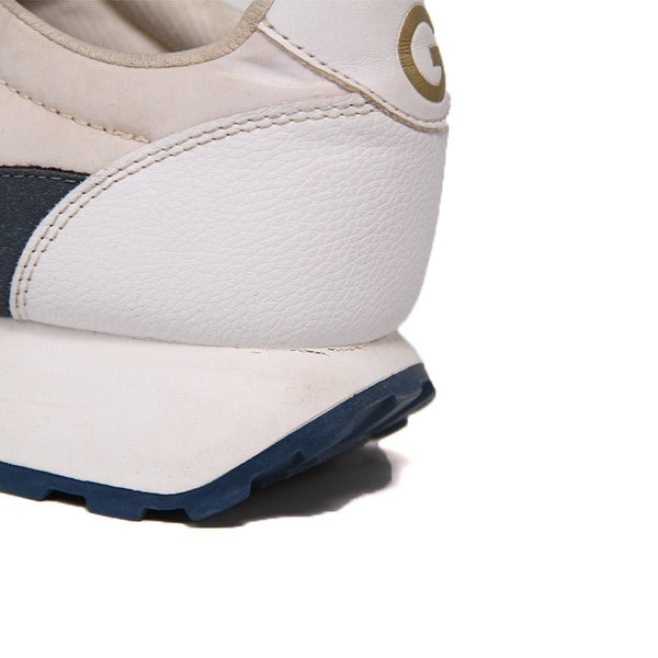 GUESS SHOES Size 39.5 ROW10 - Runner