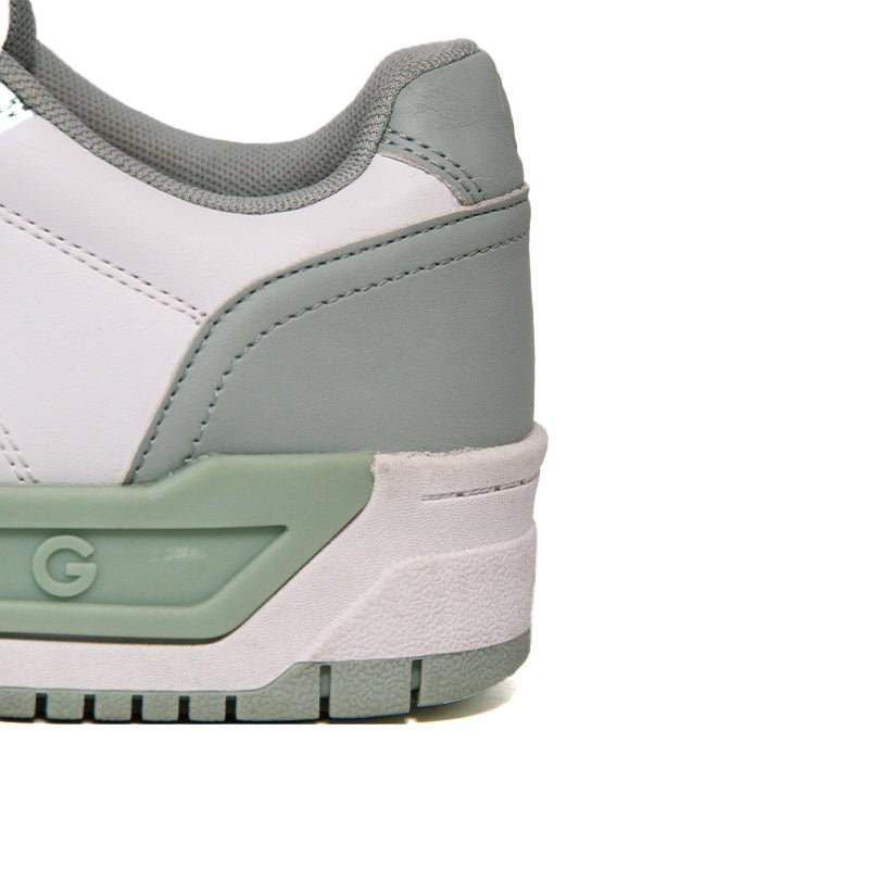 GUESS SHOES Size 39.5 ROW24 - Runner