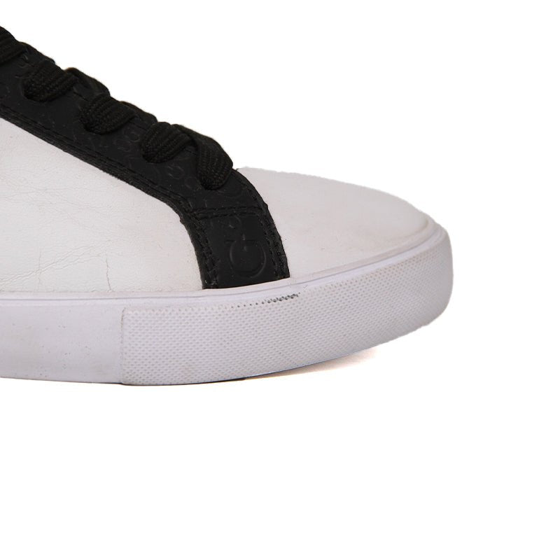 GUESS SHOES Size 39.5 ROW27 - Runner