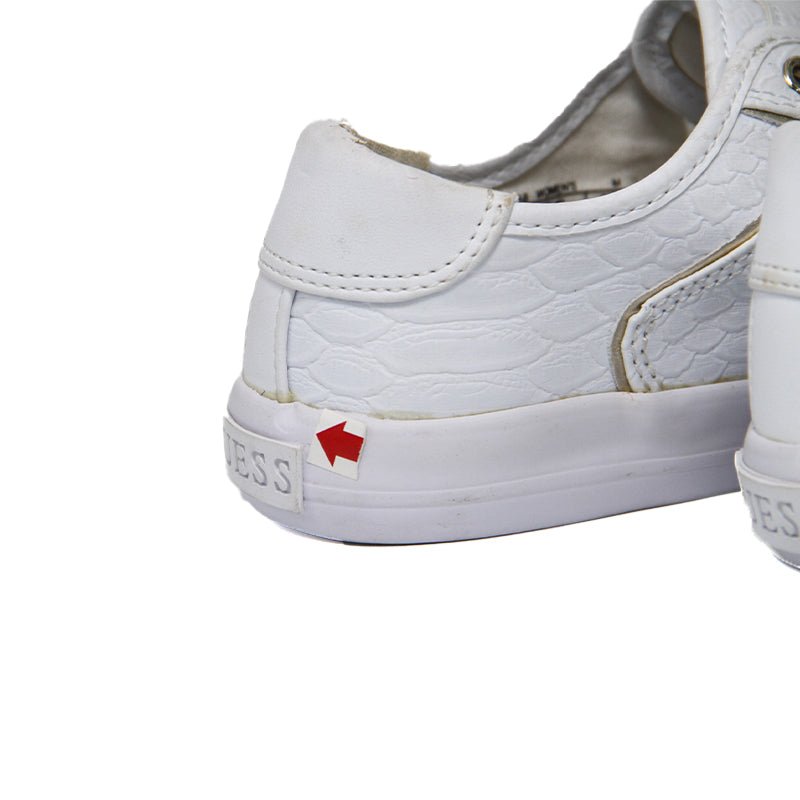 GUESS WOMEN SHOES Size 35 ROW24 - Runner