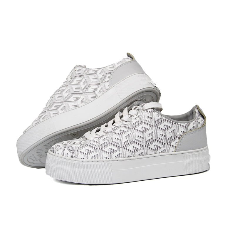 GUESS WOMEN SHOES Size 35 ROW26 - Runner