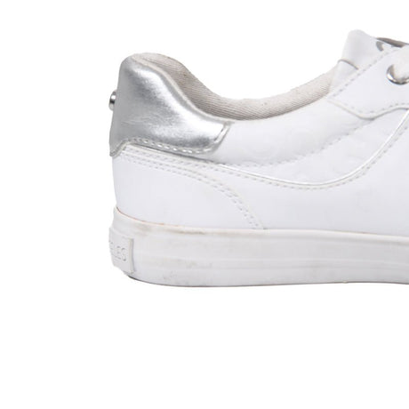 GUESS WOMEN SHOES Size 36 ROW183 - Runner