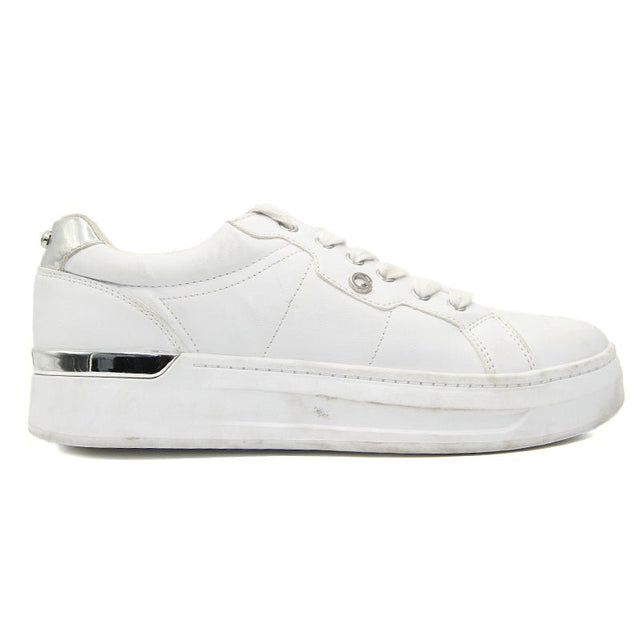 GUESS WOMEN SHOES Size 39 ROW131 - Runner