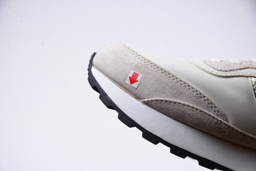 GUESS WOMEN SHOES Size 39 ROW31 - Runner