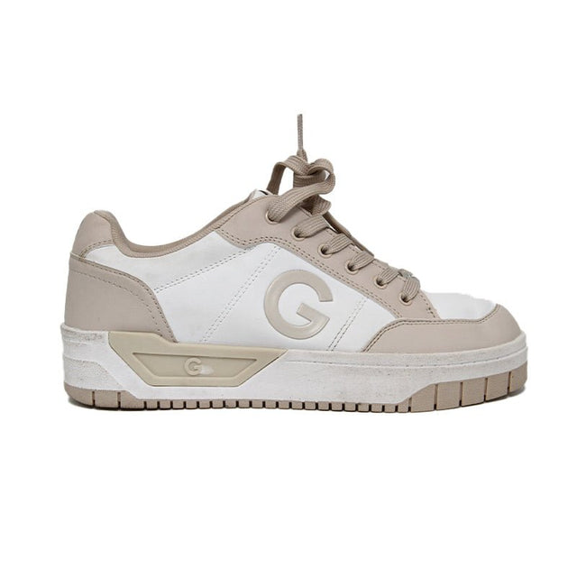 GUESS WOMEN SHOES Size 39 ROW83 - Runner