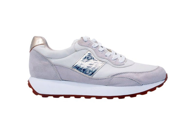 GUESS WOMEN SHOES Size 40 ROW15 - Runner