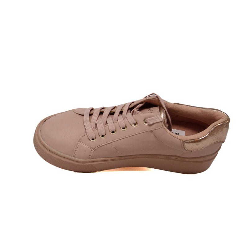 GUESS WOMEN SHOES Size 41 ROW104 - Runner