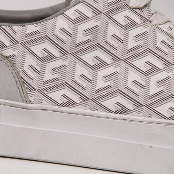 GUESS WOMEN SHOES Size 41 ROW113 - Runner