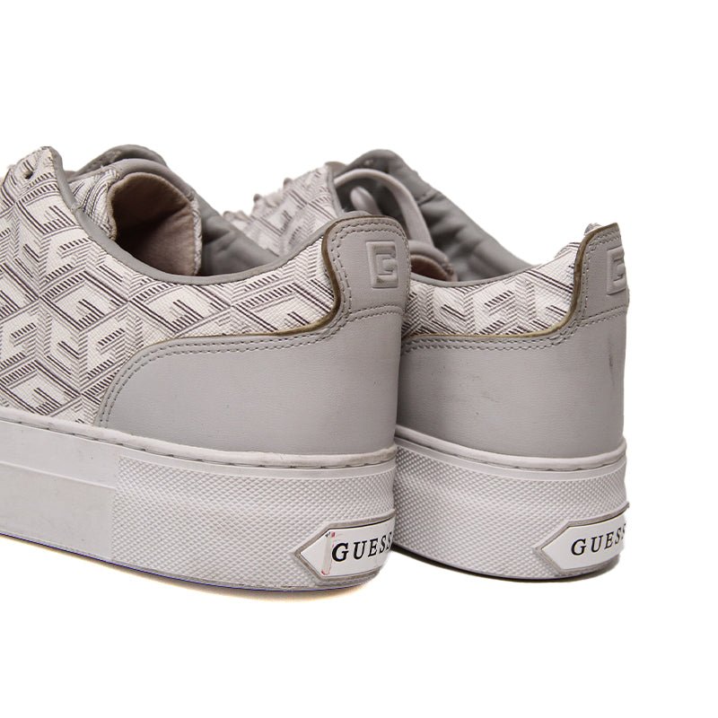 GUESS WOMEN SHOES Size 41 ROW113 - Runner