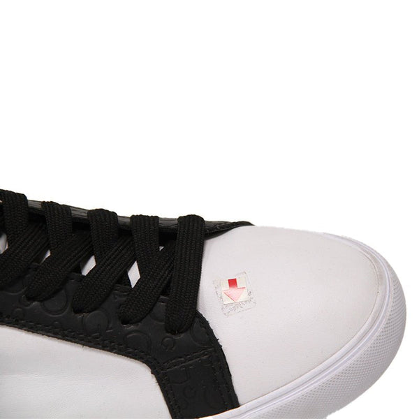 GUESS WOMEN SHOES Size 41 ROW72 - Runner