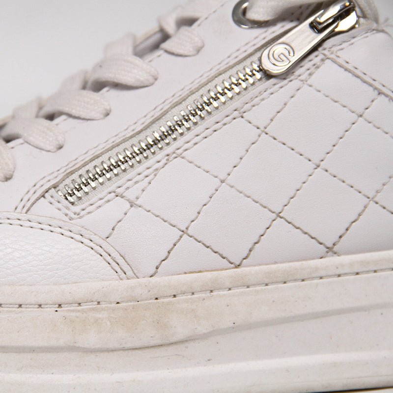 GUESS WOMEN SHOES Size 41 ROW80 - Runner